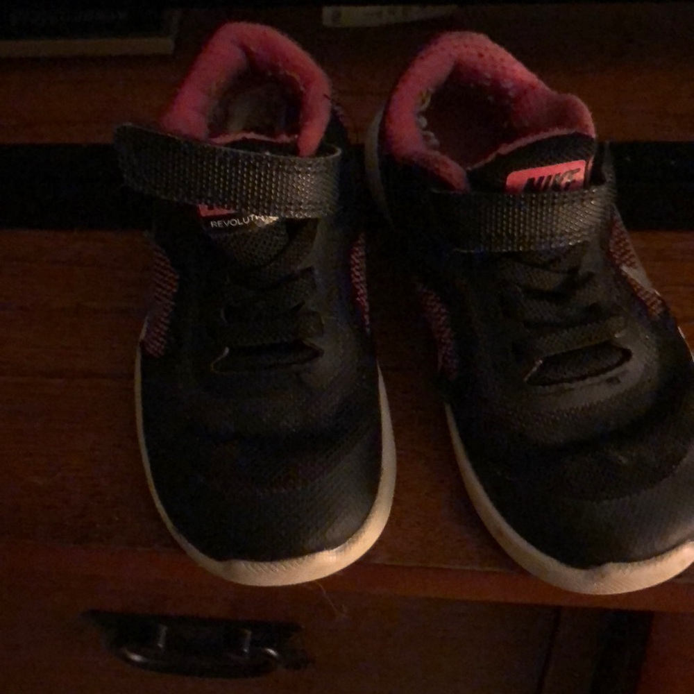 Nike shoes